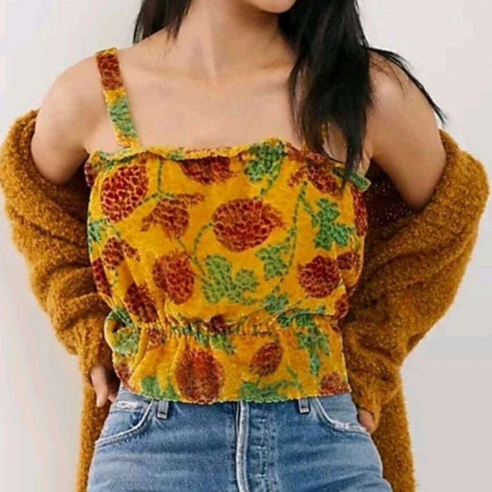 Anthropologie Cherry Print Felipa Cropped Peplum Hem Velvet Tank/Blouse Y2k Sz S
